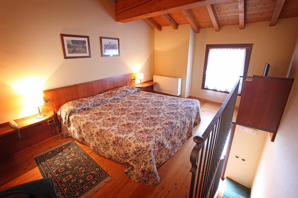 Hotel Faccioli Valeggio sul Mincio Dış mekan fotoğraf