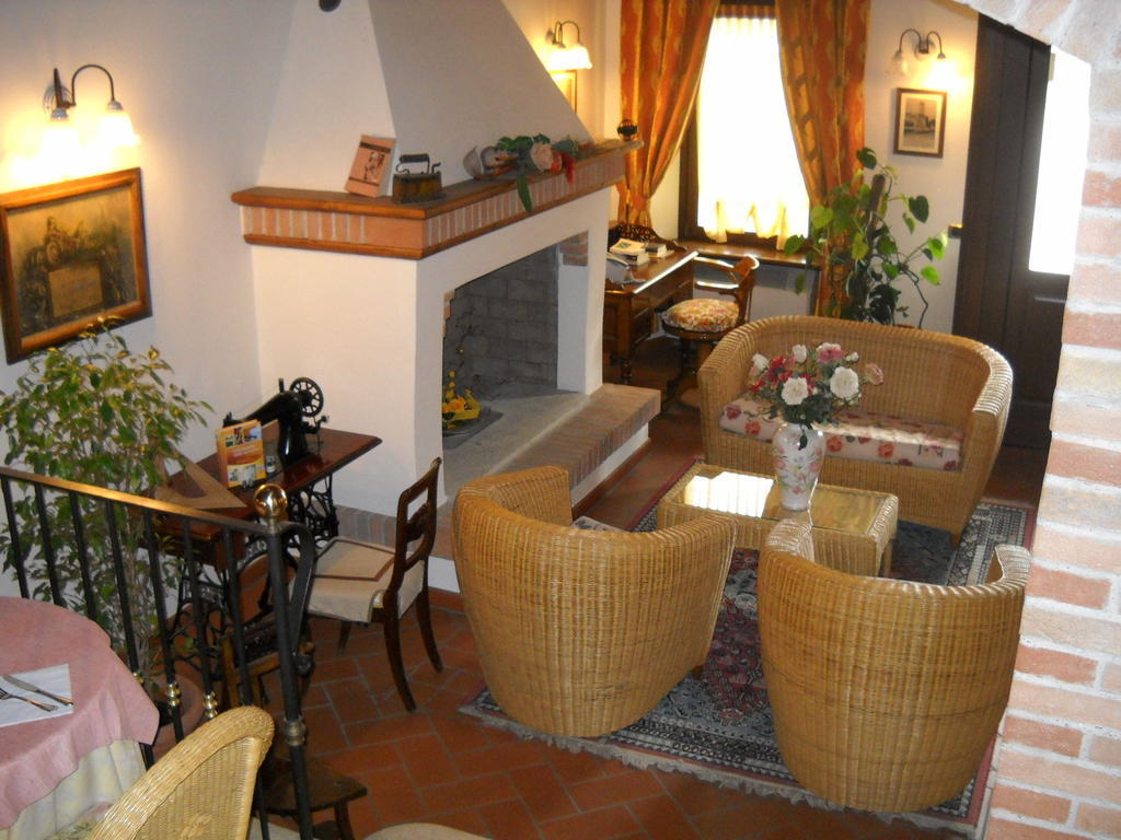 Hotel Faccioli Valeggio sul Mincio Dış mekan fotoğraf